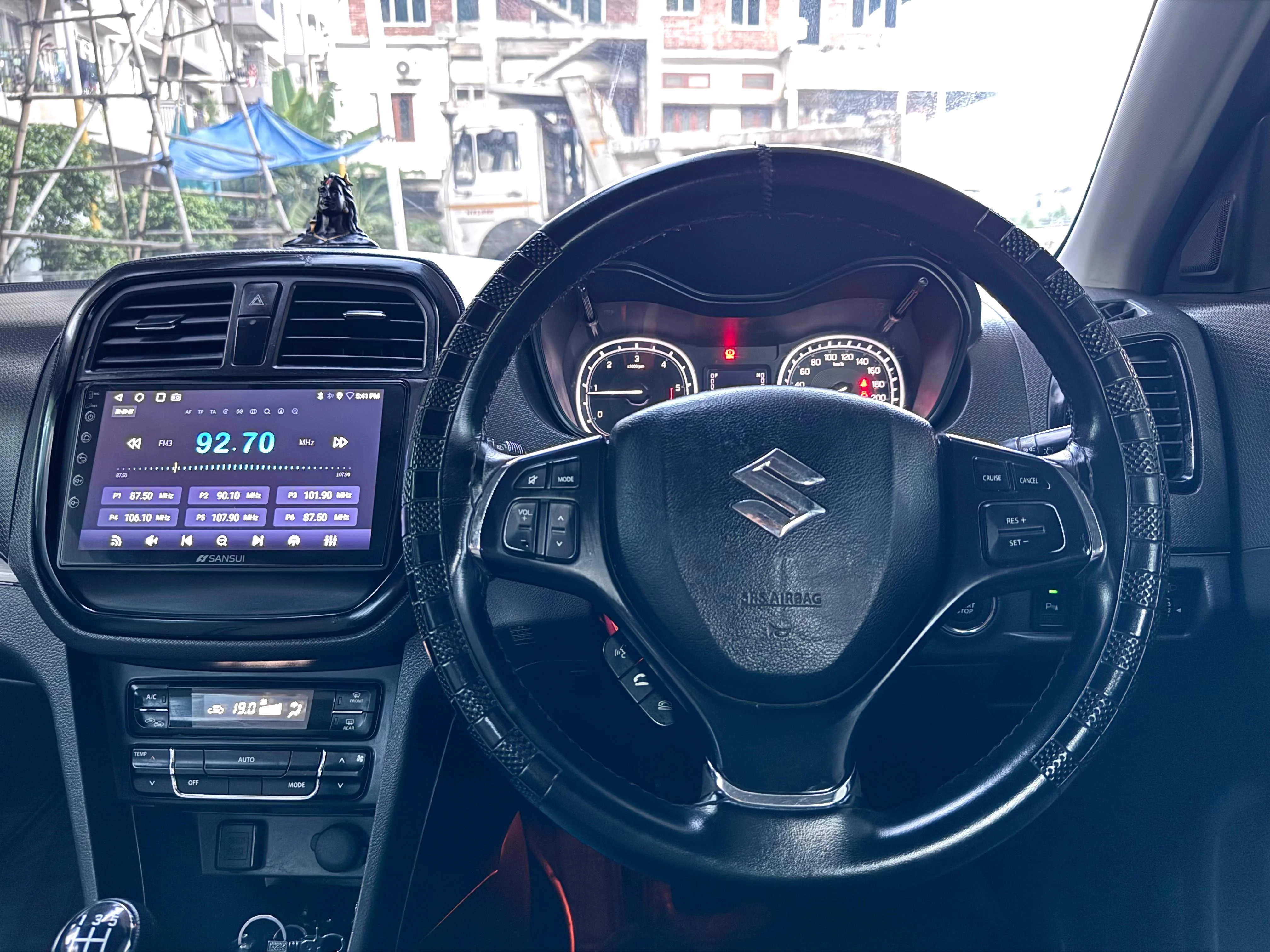 Maruti Suzuki Vitara Brezza - Thumbnail 3